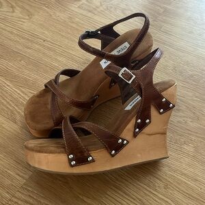 Steve Madden Ransom vintage wooden platforms
